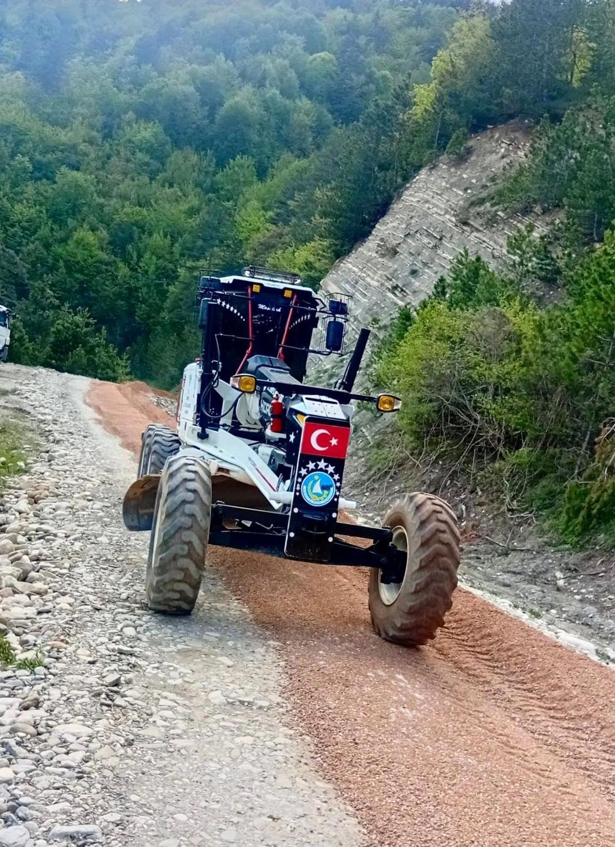 Sinop\'ta Yol Altyapı Çalışmaları Devam Ediyor
