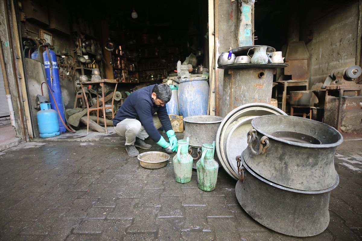 Bakırcılık Geleneğini Yaşatan Fatih Bakırcı