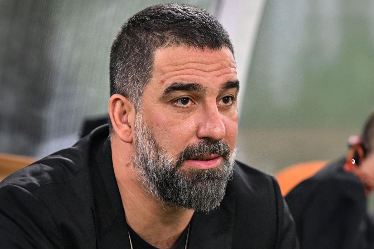 Takımın başına geçecek mi? Arda Turan\'dan Beşiktaş\'a cevap