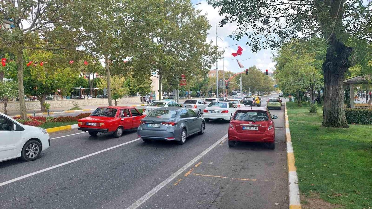 Tekirdağ\'da Trafiğe Kayıtlı Araç Sayısı 391 Bin 663