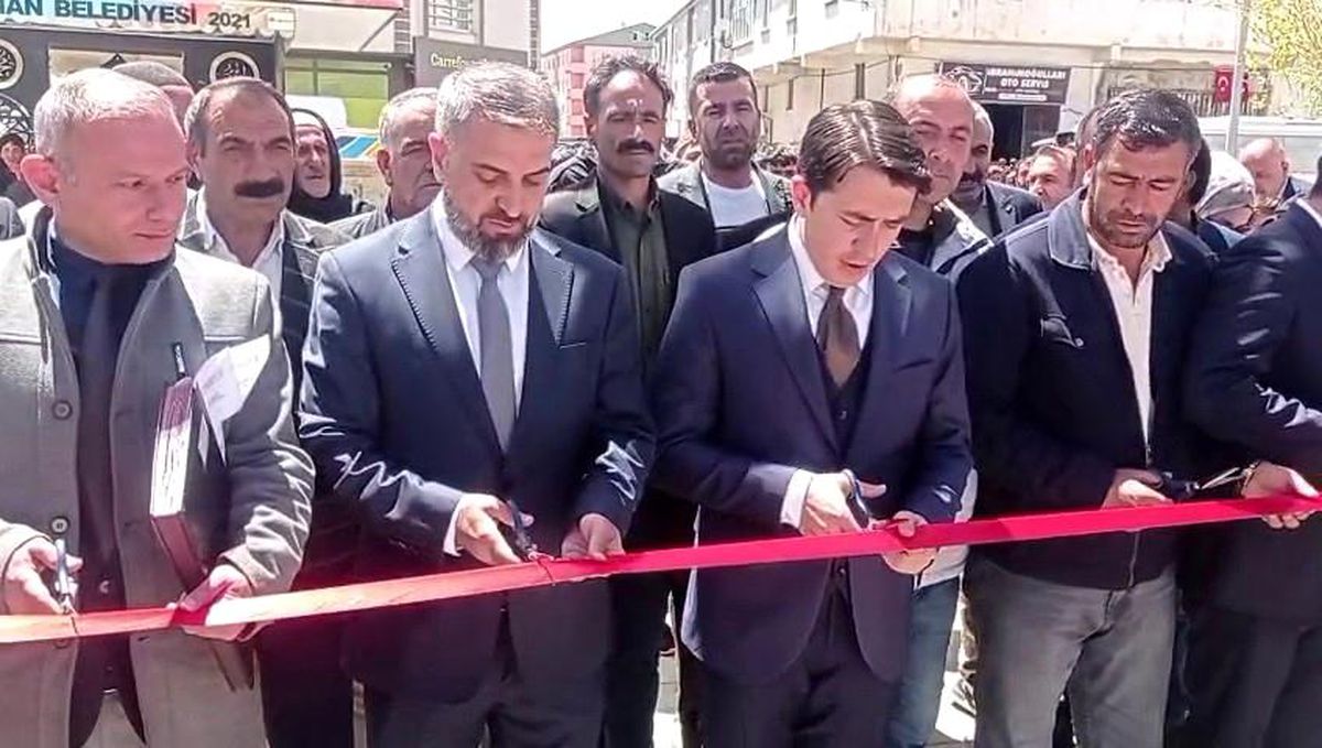 Tekman\'da Gazze İçin Hayır Çarşısı Düzenlendi