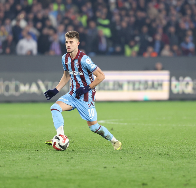 Trabzonspor, Ernest Muçi'nin bonservisini aldı! İşte ödenecek rakam