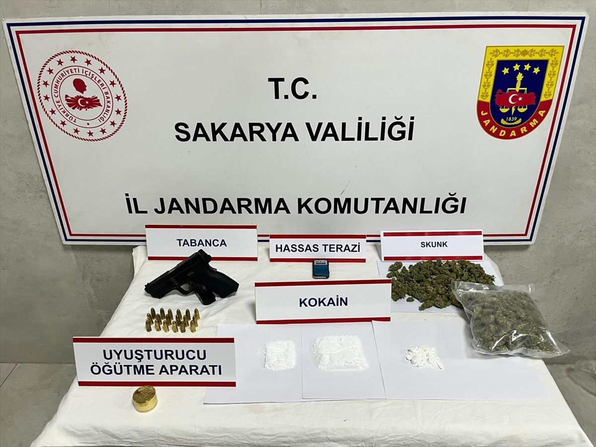 Sakarya\'da Uyuşturucu Operasyonu: Şüpheli Yakalandı