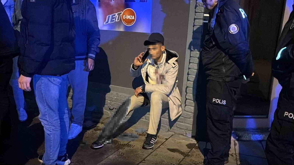 Aksaray\'da Köpek Ararken Bıçaklandı