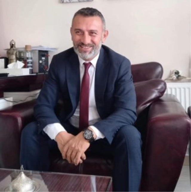 Güngör Orbak kimdir?