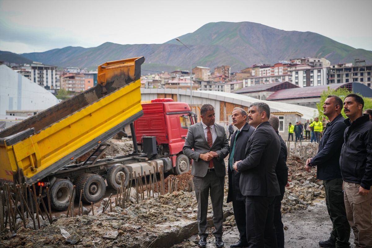 Hakkari\'de 8 Bina Tahliye Edildi