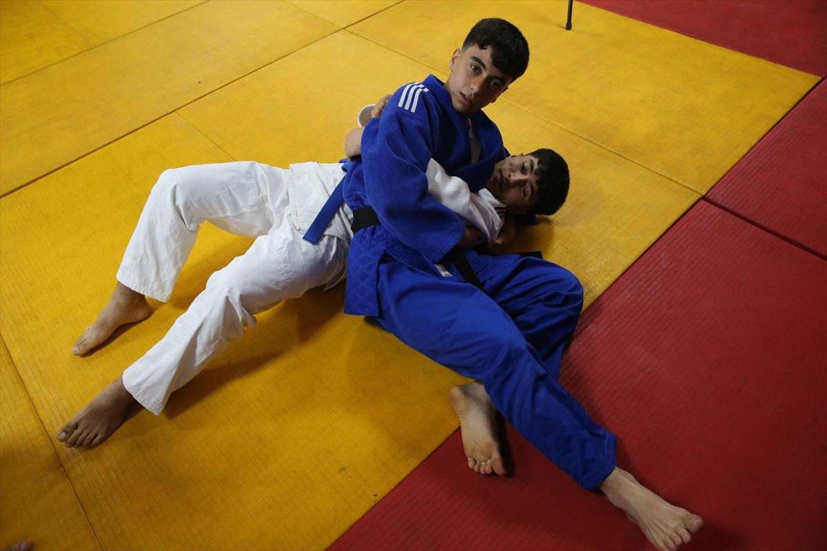 Yıldırım Kardeşler Judo\'da Başarı Peşinde