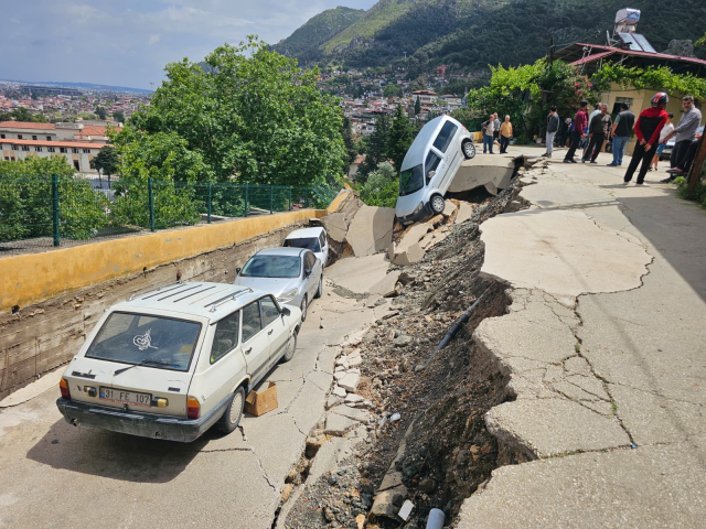 Hatay'daki sel felaketinde can kaybı 3'e yükseldi