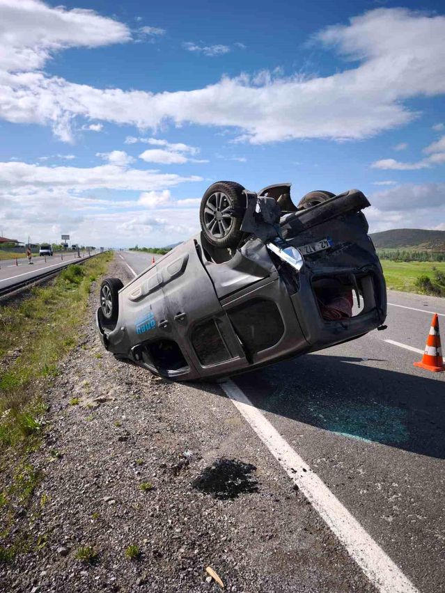 Isparta'da Trafik Kazası: 8 Yaralı