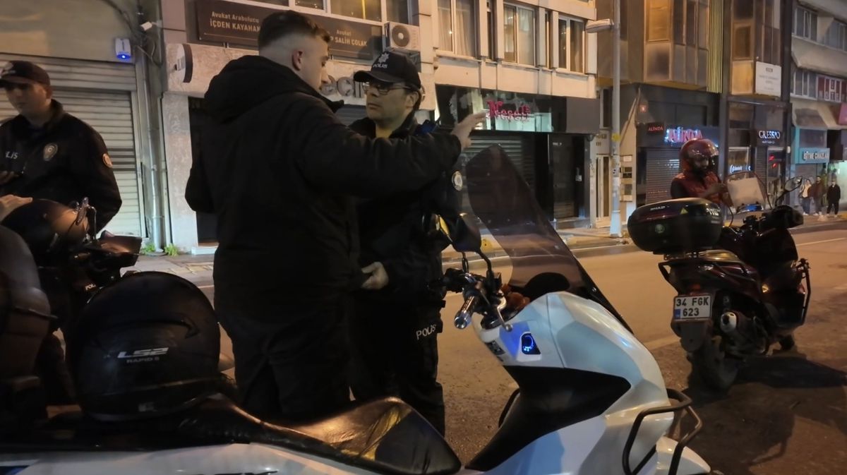 Huzur İstanbul Denetimleri: Araması Olan Şüpheli Gözaltına Alındı