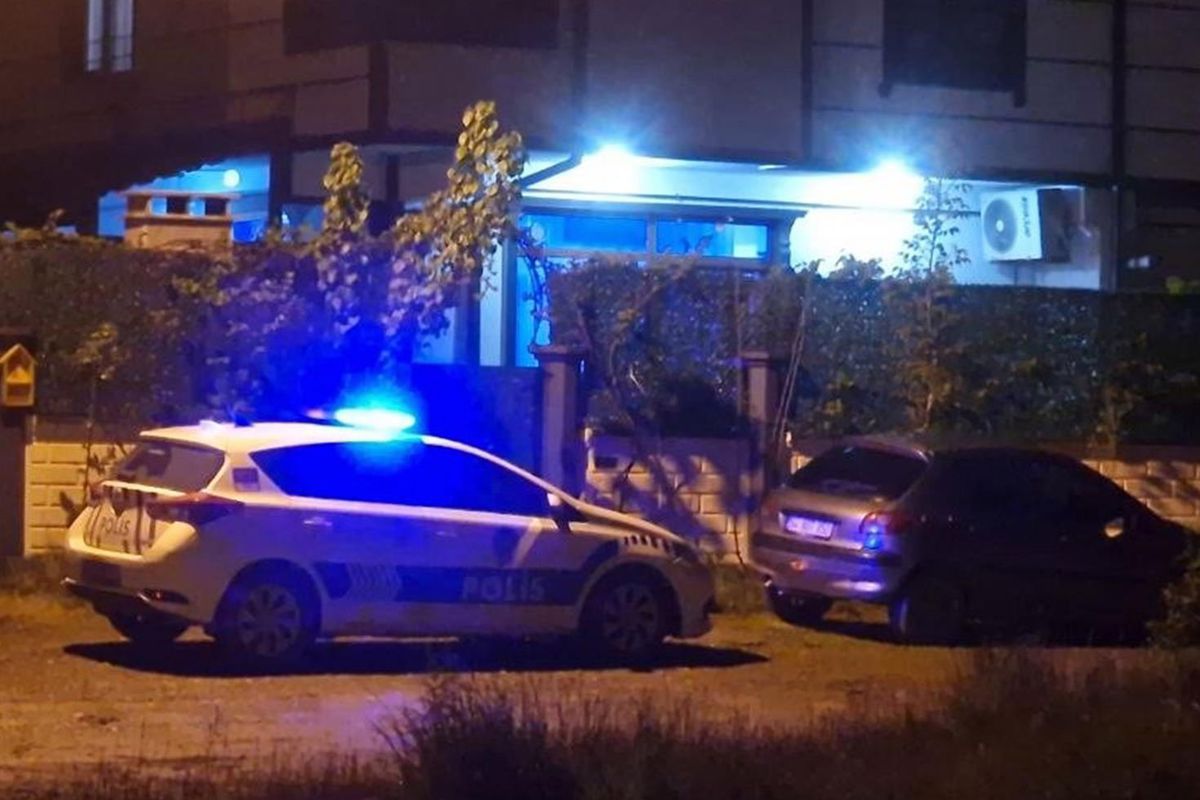Sakarya\'da karısını bıçaklayarak öldüren kişi intihar etti