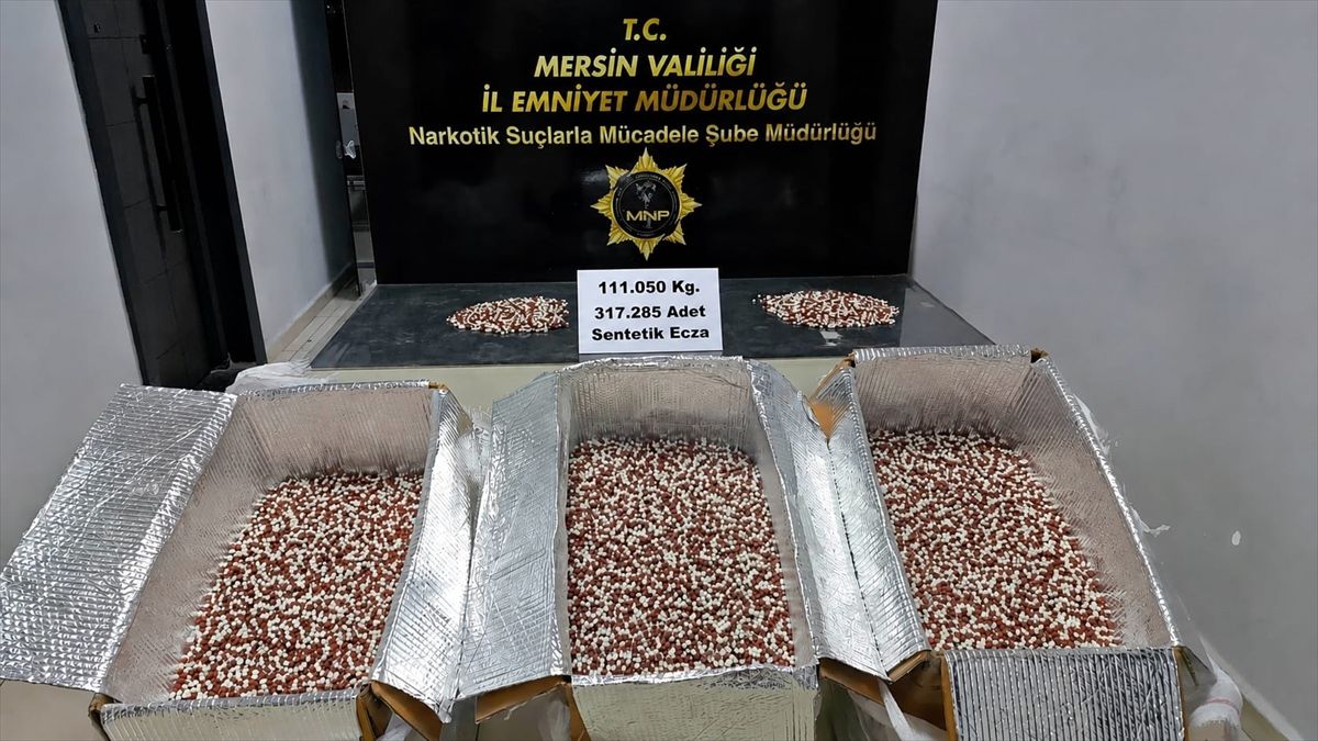 Mersin\'de 317 Bin Uyuşturucu Hap Ele Geçirildi