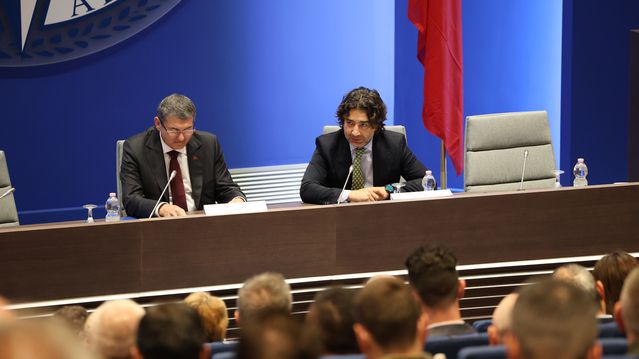 NATO Zirvesi Öncesi Roma'da Panel