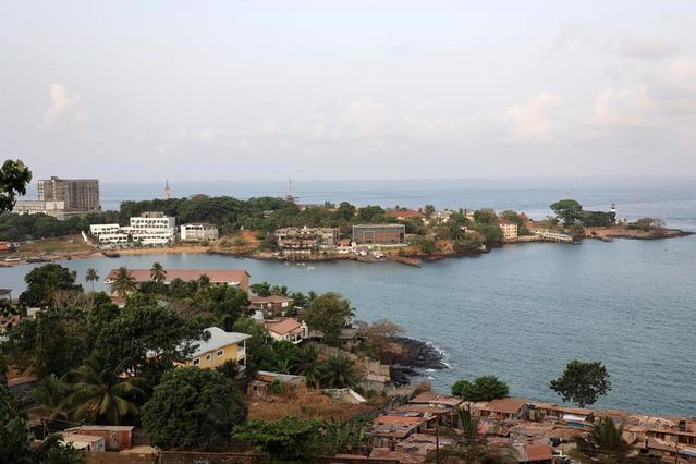 Sierra Leone Göçmenleri Karşılıyor