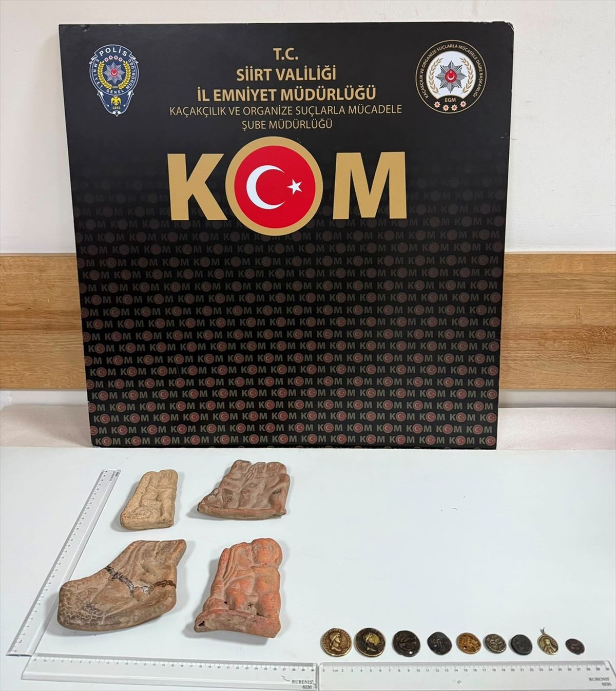 Siirt\'te 52 Şüpheli Yakalandı, 17\'si Tutuklandı