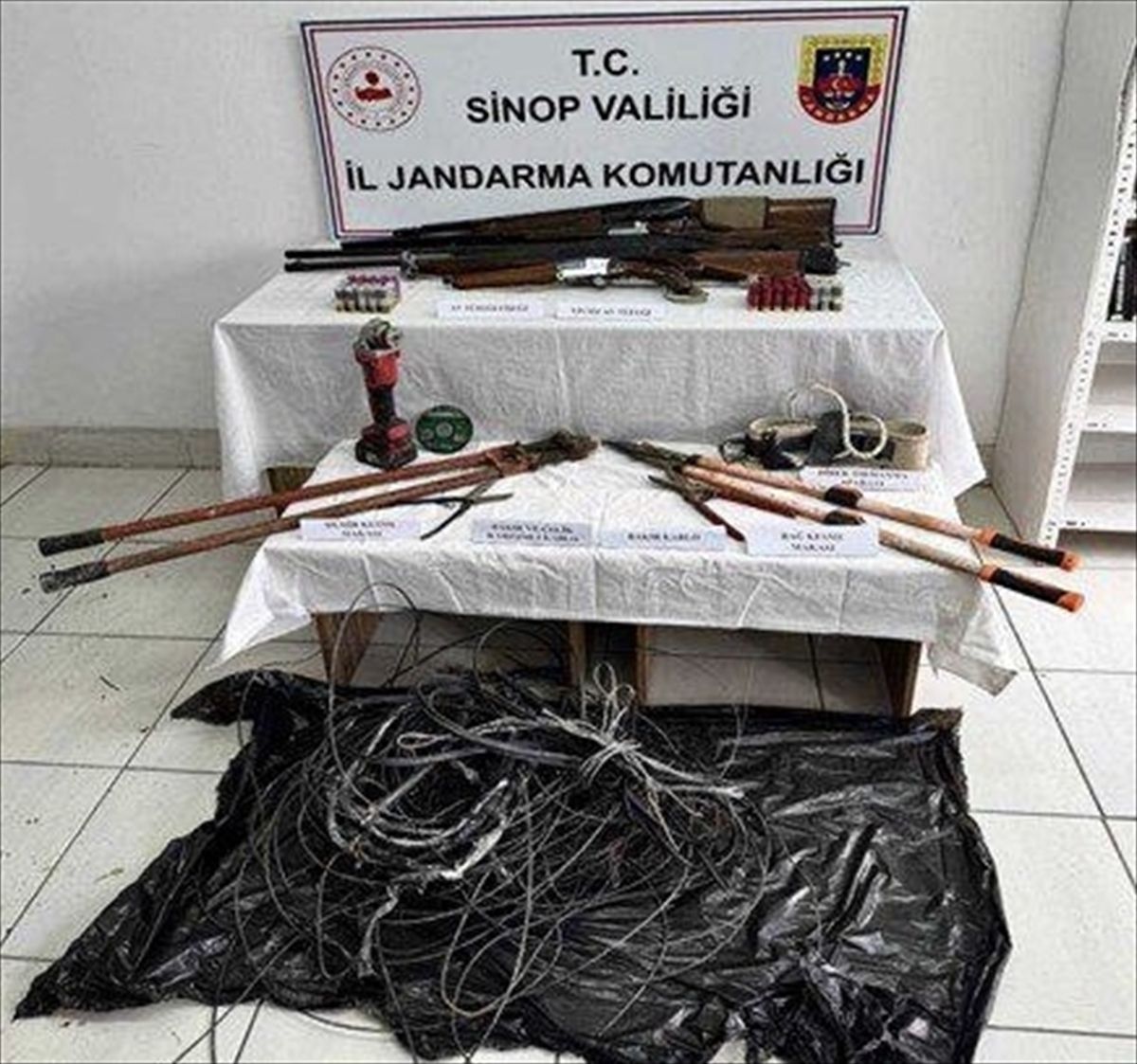 Sinop\'ta Hırsızlık Operasyonu: 3 Gözaltı