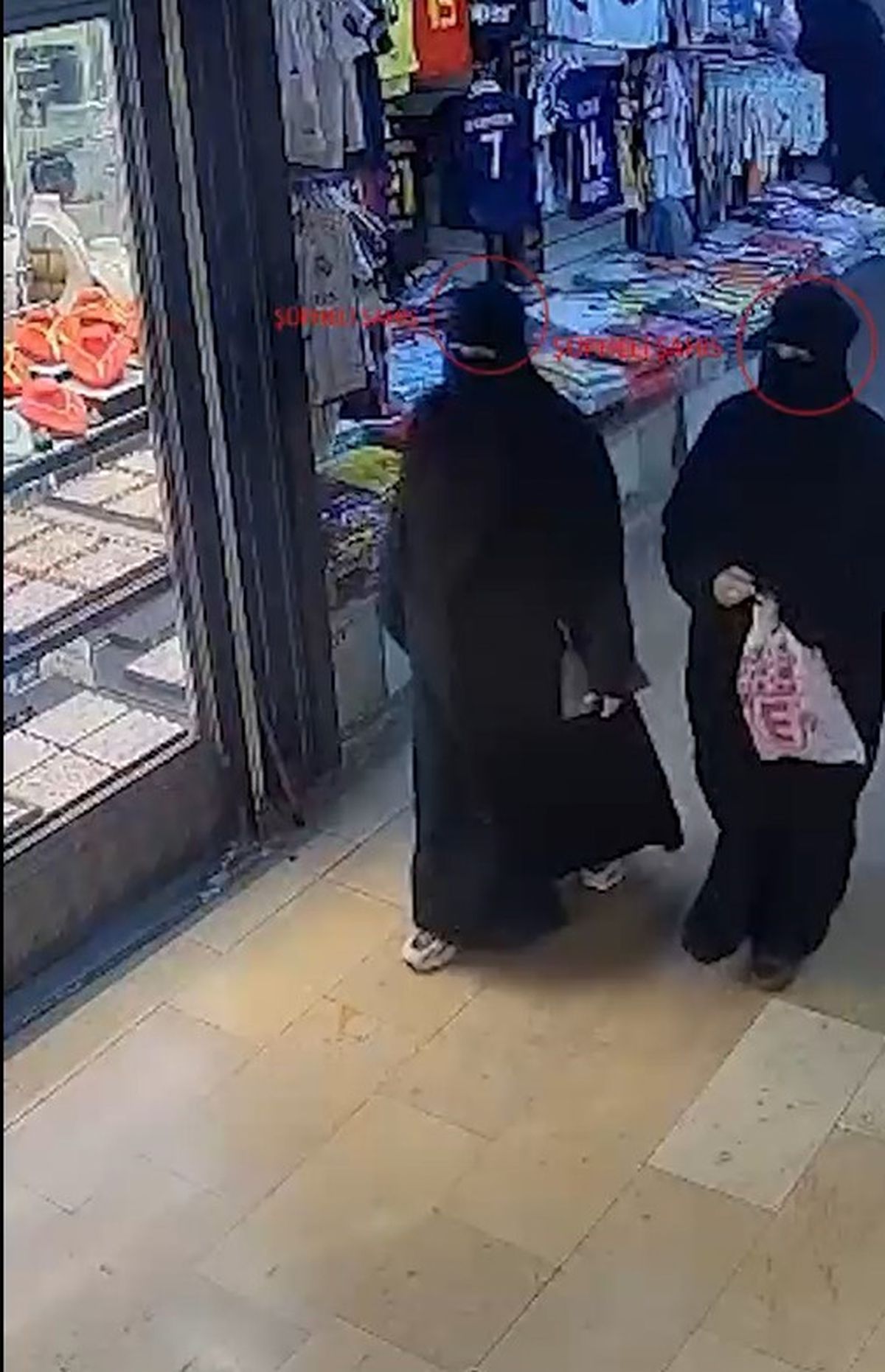 Yankesicilikte Yakalanan İki Kadın Tutuklandı