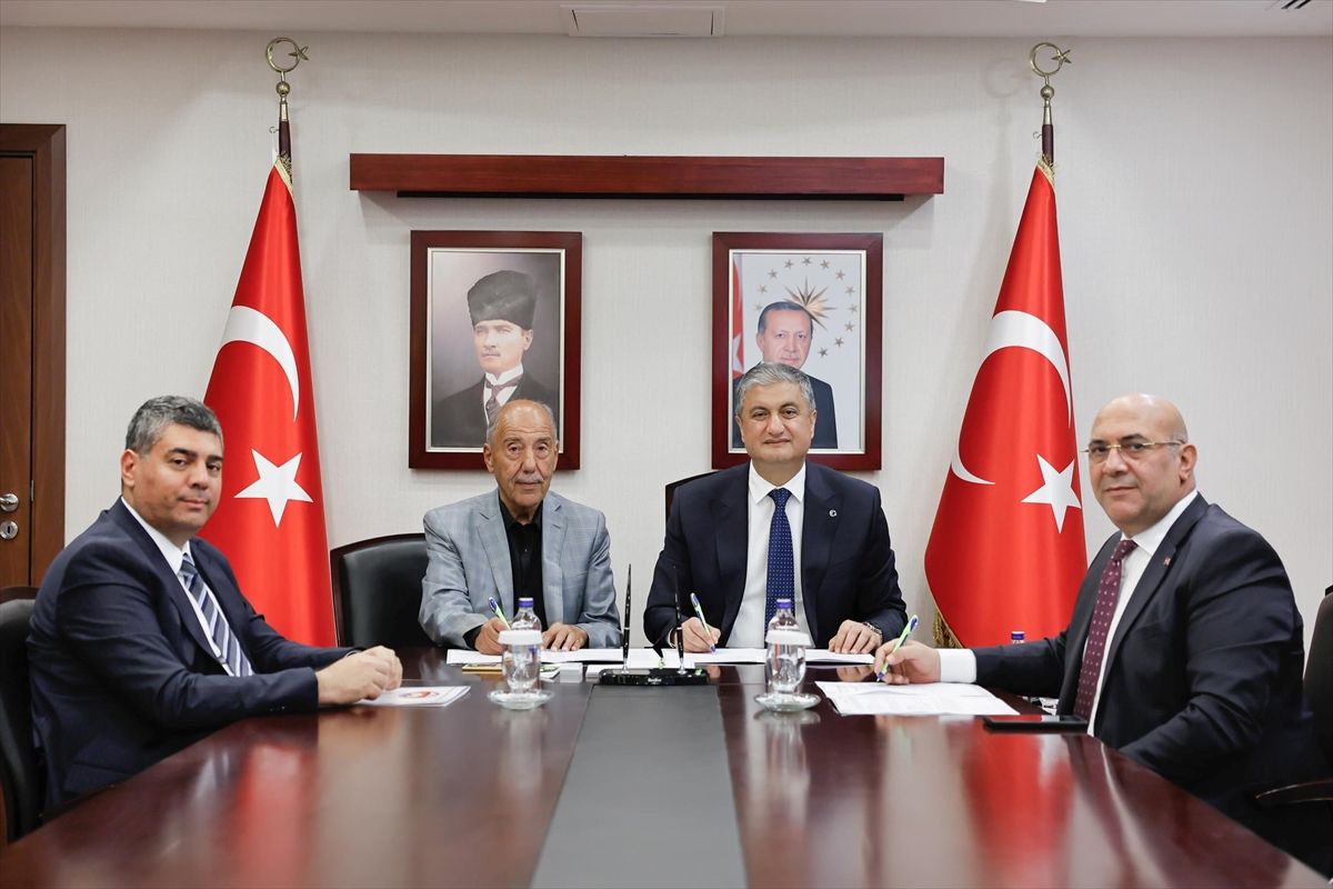 Adana\'da Yeni İlkokul Protokolü İmzalandı