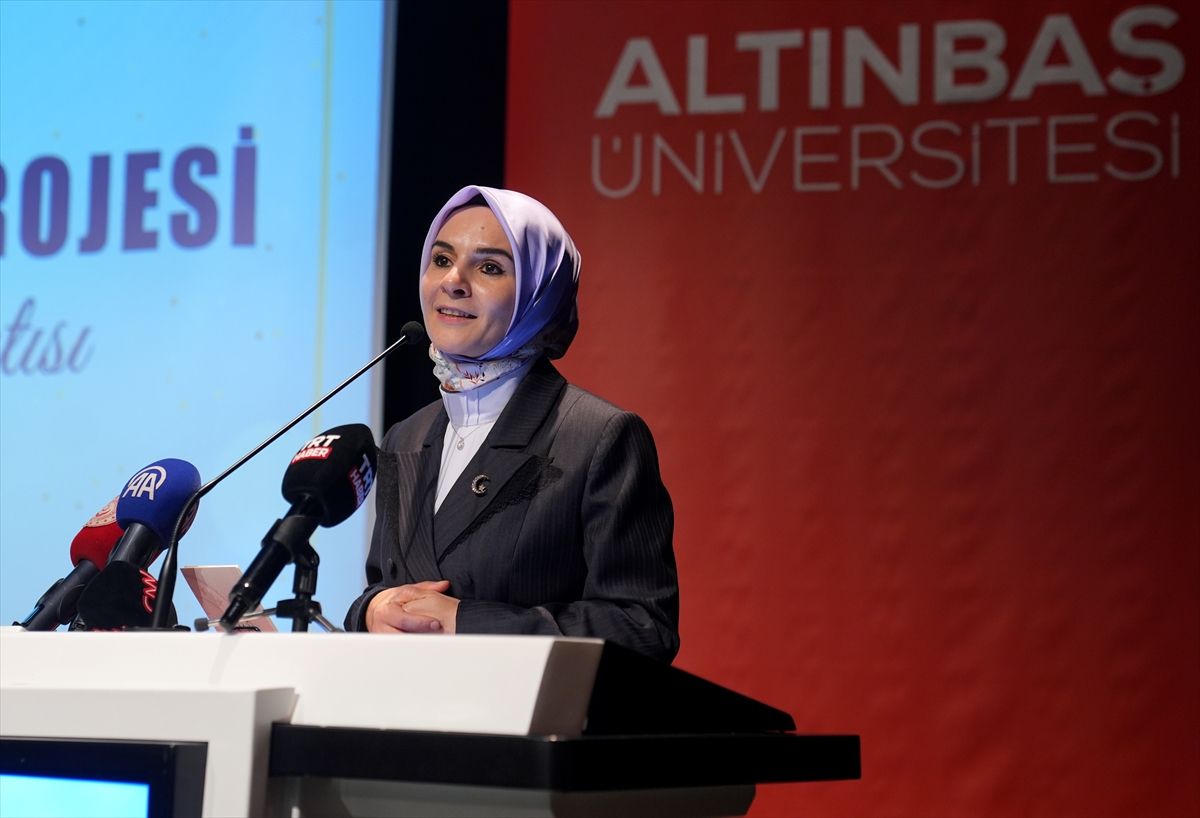 Bakan Göktaş: Güçlü aile, güçlü gelecek demek
