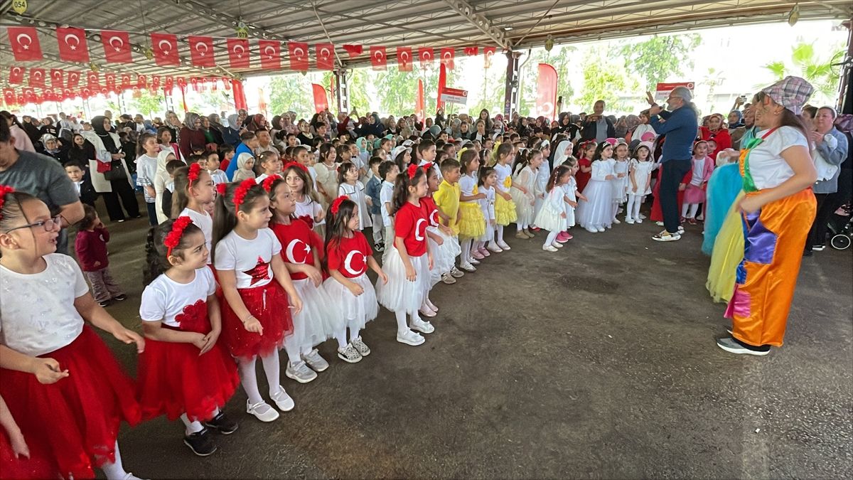 Erdemli\'de Kur\'an Kursu Yıl Sonu Etkinliği
