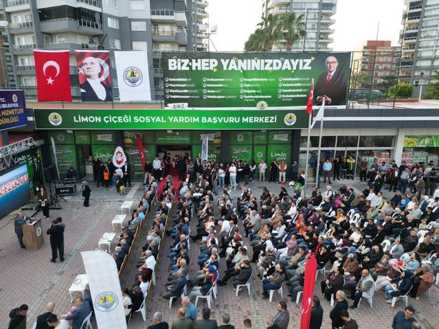 Erdemli’de sosyal dayanışmayı büyütecek merkez hizmete açıldı