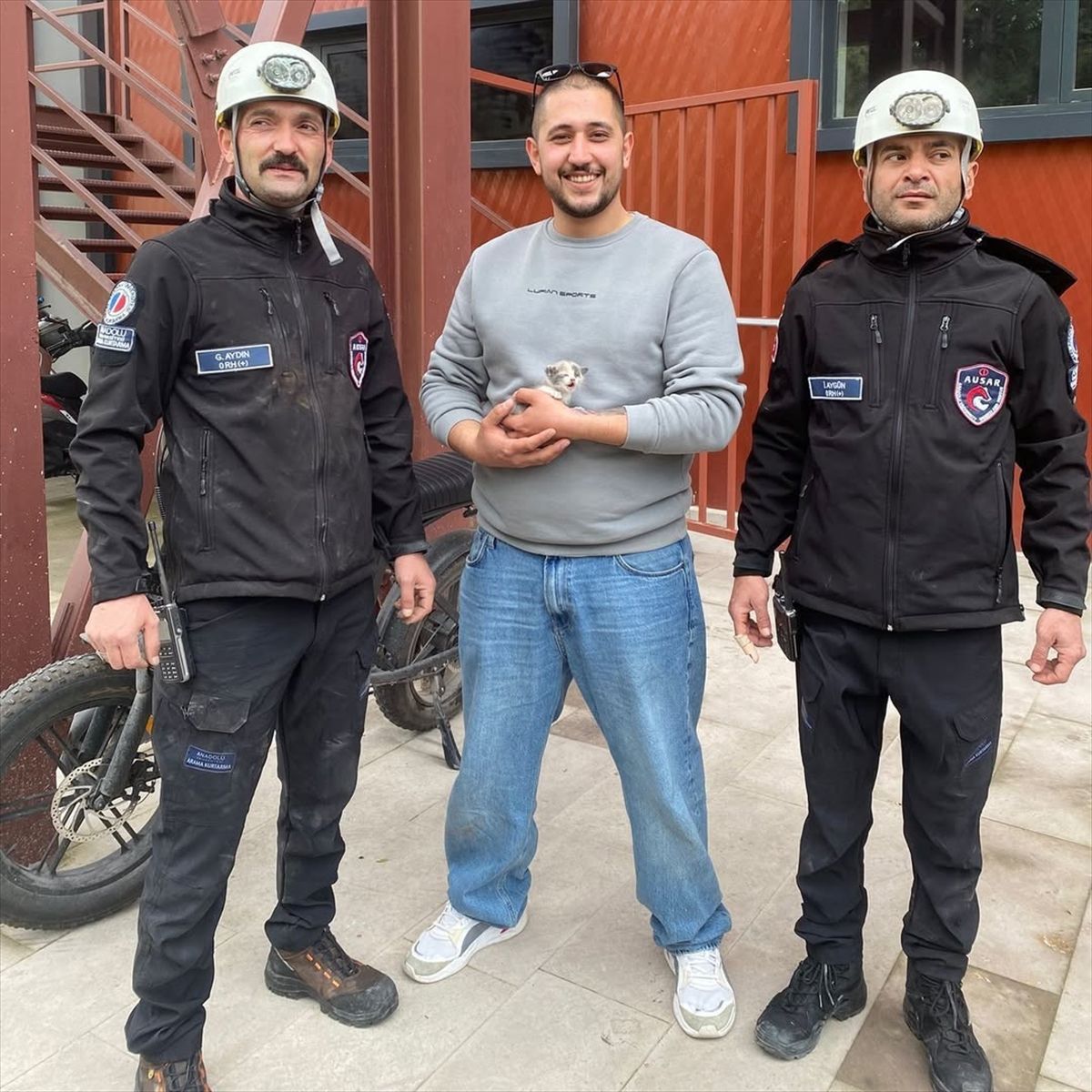 Kedi Yavrusu AUSAR ile Kurtarıldı