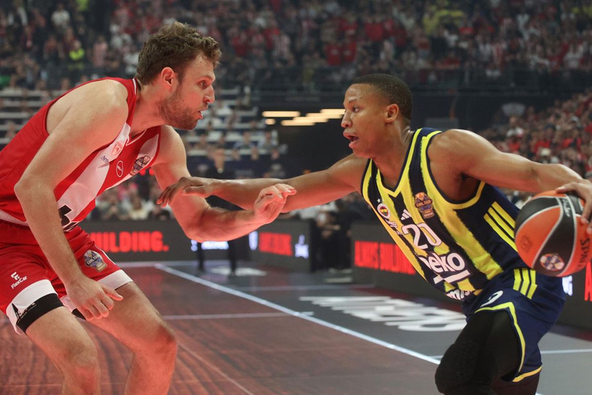 Fenerbahçe Beko Olympiakos\'a farklı kaybetti