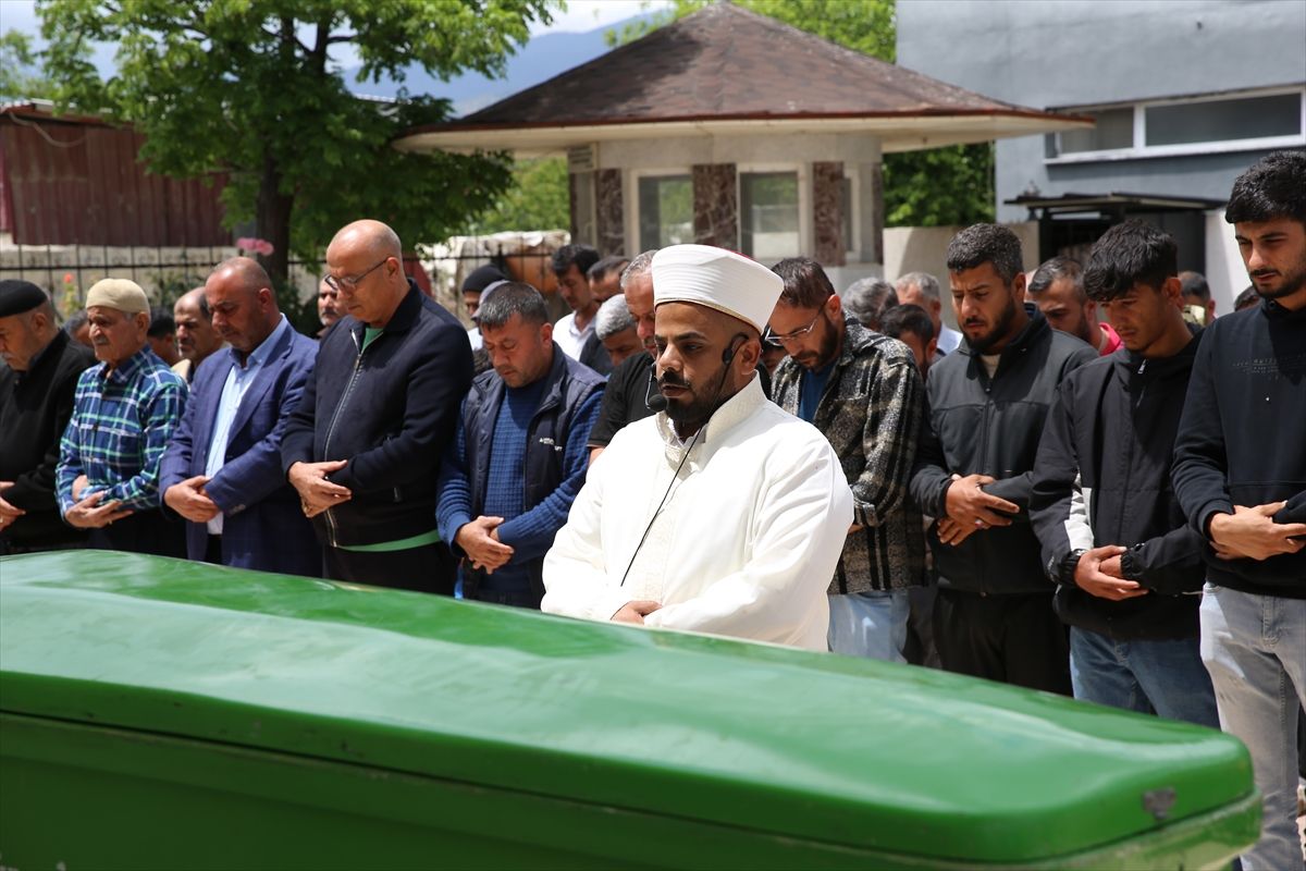 Hatay\'da Sel Faciası: İki Cenaze Toprağa Verildi