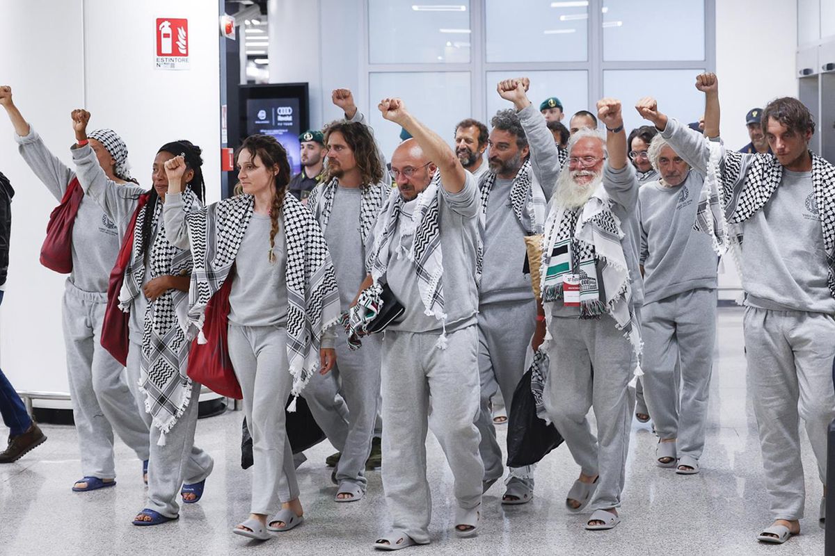 Sumud Filosu\'nda İsrail tarafından alıkonulan İtalyan aktivistler ülkelerine döndü