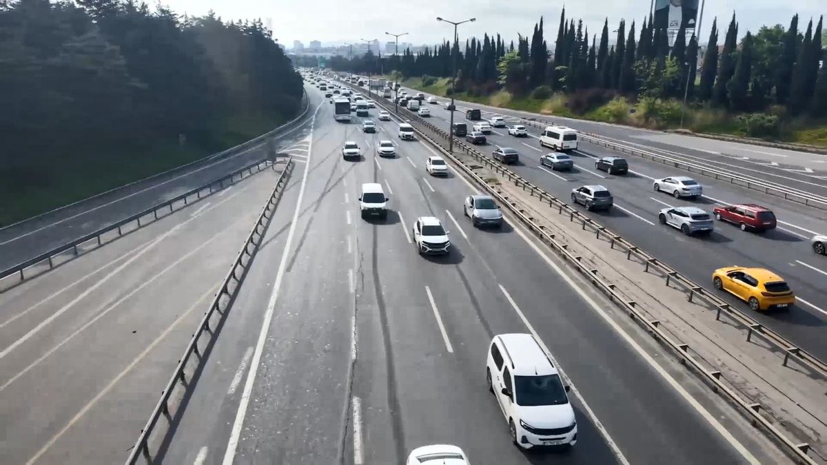 İstanbul\'da Trafik Yoğunluğu Yüzde 71