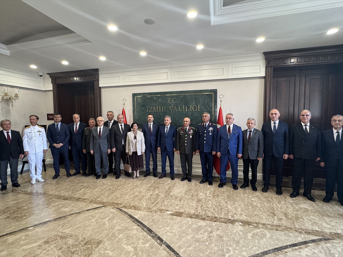 İzmir Valiliğinde Bayramlaşma Töreni