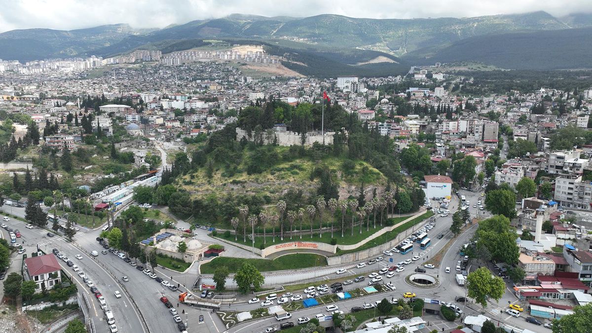 Kahramanmaraş Kalesi’nde restorasyon hızlandı: Tarihi miras yeniden ayağa kalkıyor