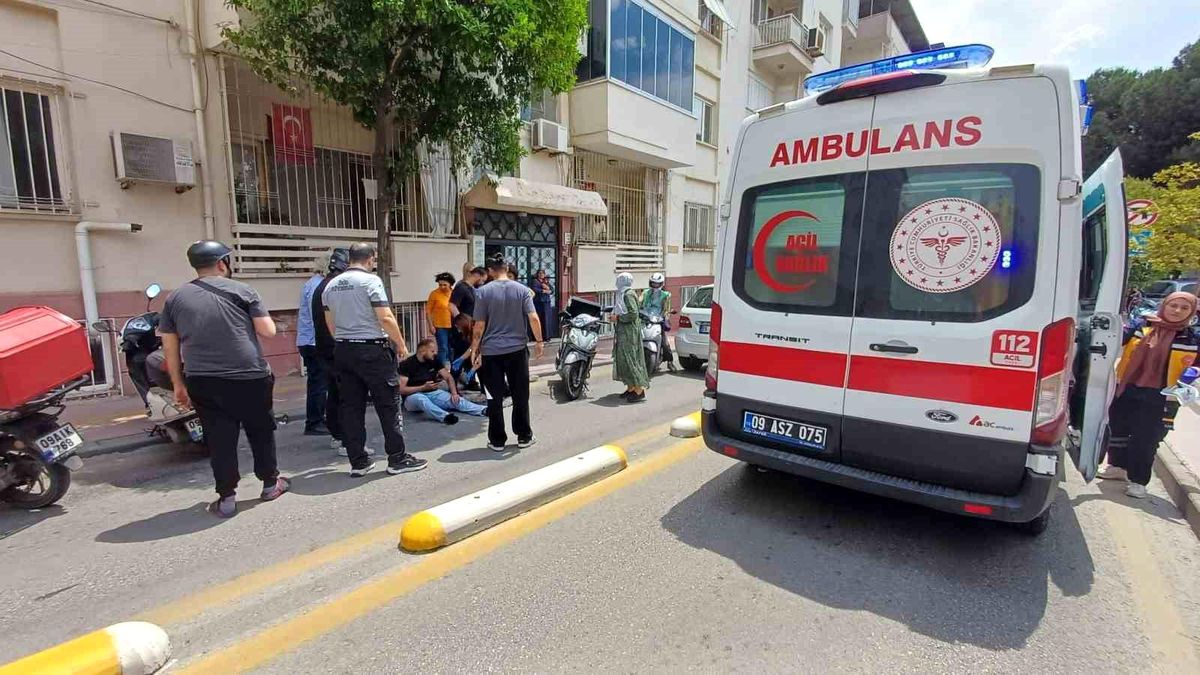 Aydın\'da otomobil motosikletle çarpıştı