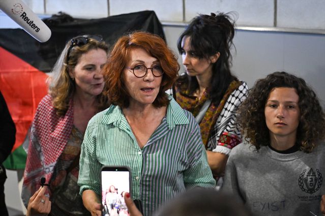 Fransız Aktivistler Paris'e Döndü