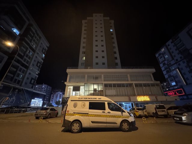 Niğde'de Damat Kayınbabasını Bıçakladı