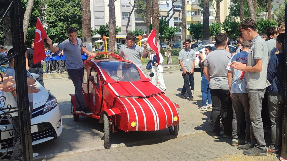 Ödemiş\'te Bilim Fuarı Heyecanı