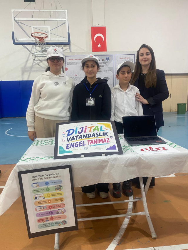 Özel eğitim öğrencilerinden TÜBİTAK 4006’da dijital vatandaşlık projesi