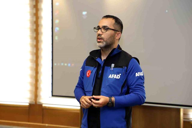 Afet Farkındalık Eğitimi Verildi