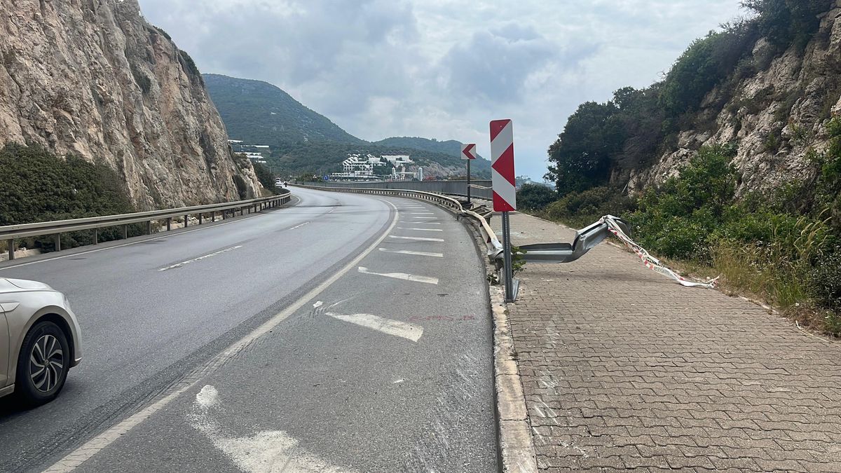 Alanya\'da Kaza: 2 Ölü, 3 Yaralı