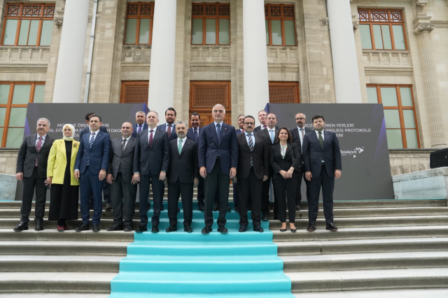 Tarihi adım! T.C. kimlik kartları Müzekart'a dönüşüyor
