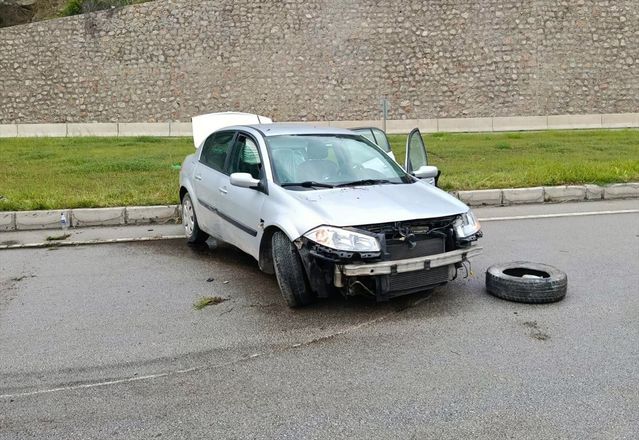 Taşova'da İki Trafik Kazası: 4 Yaralı