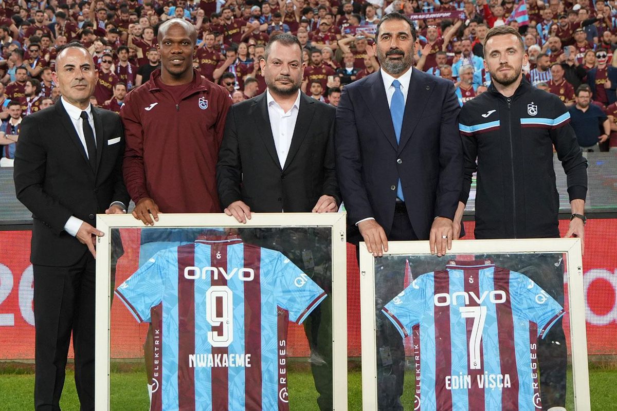 Trabzonspor\'da Nwakaeme ve Edin Visca\'ya veda edildi