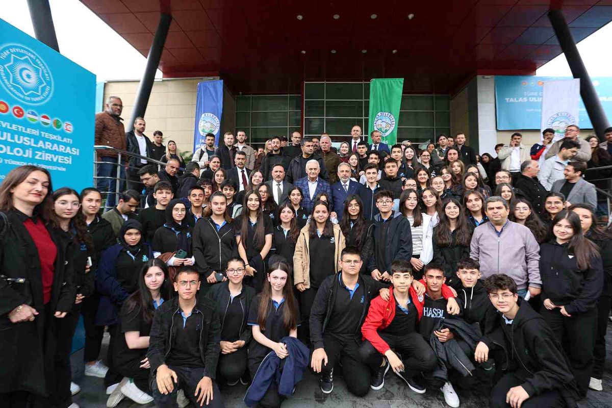 Türk dünyasının 2040 vizyonu Talas\'ta şekillendi