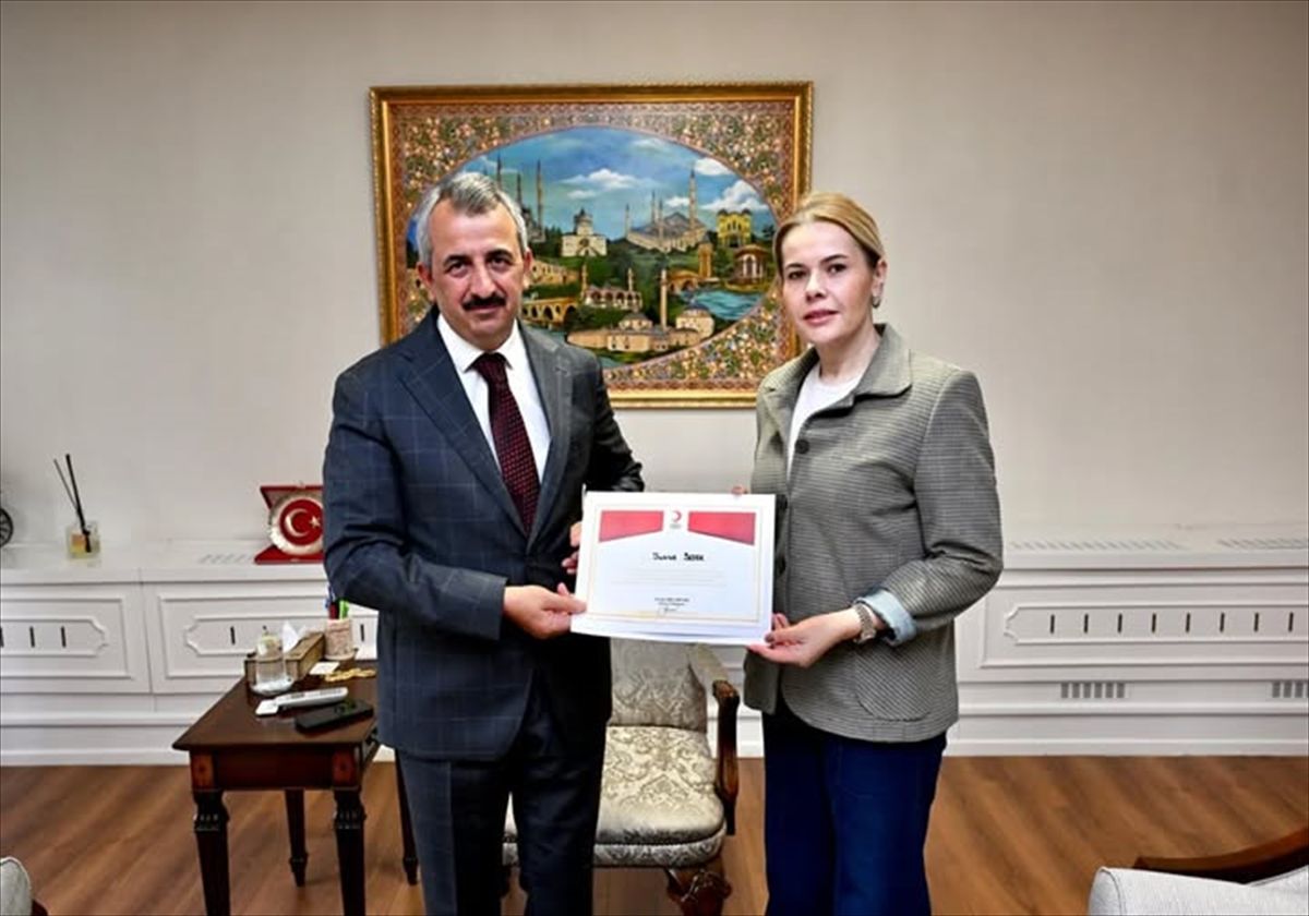 Edirne\'de Kurban Vekaleti Kızılay\'a