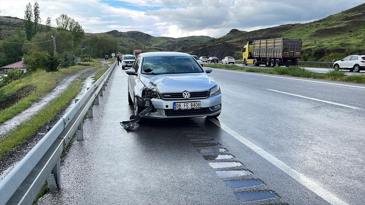 Yozgat\'ta Kaza Yardımcı Olmaya Çalışırken Hayatını Kaybetti