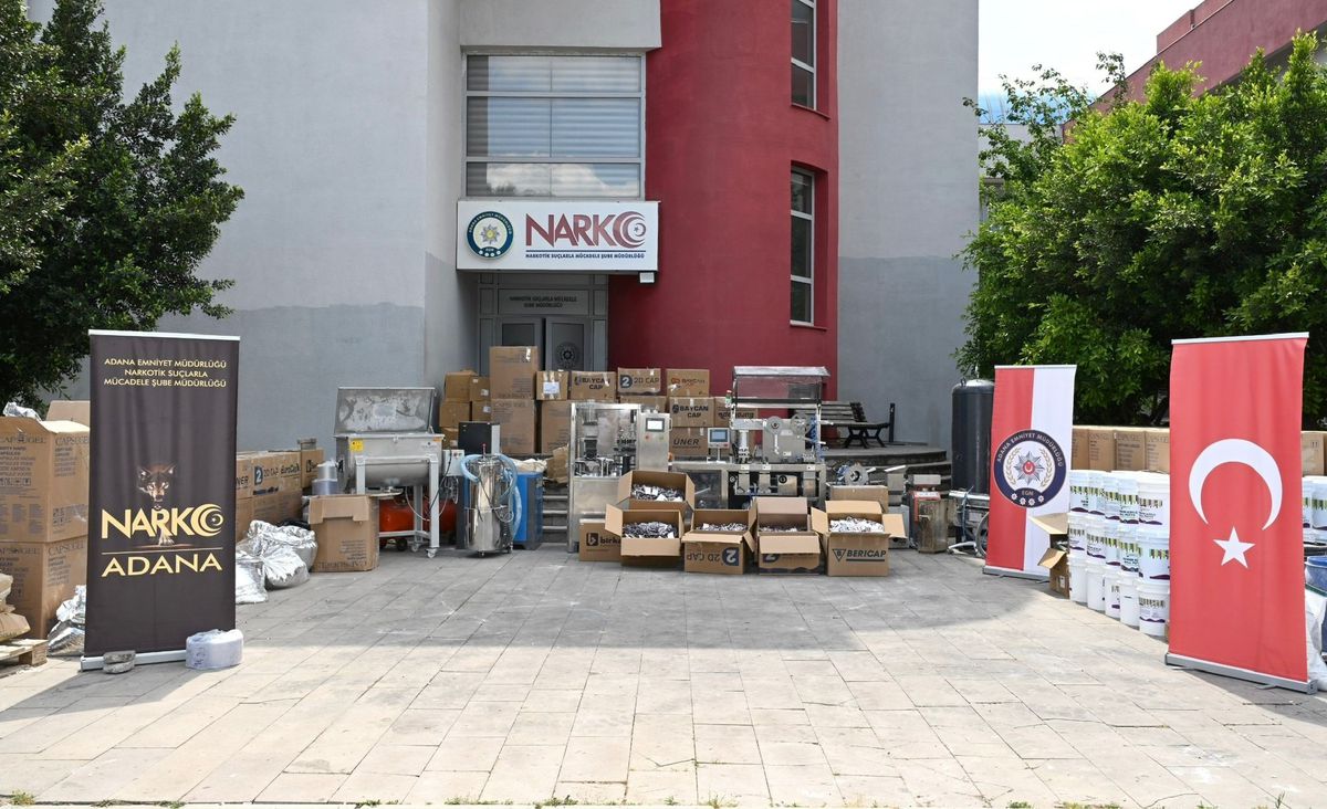 Adana\'da Sentetik Ecza Operasyonu: 30 Gözaltı, 22 Tutuklama