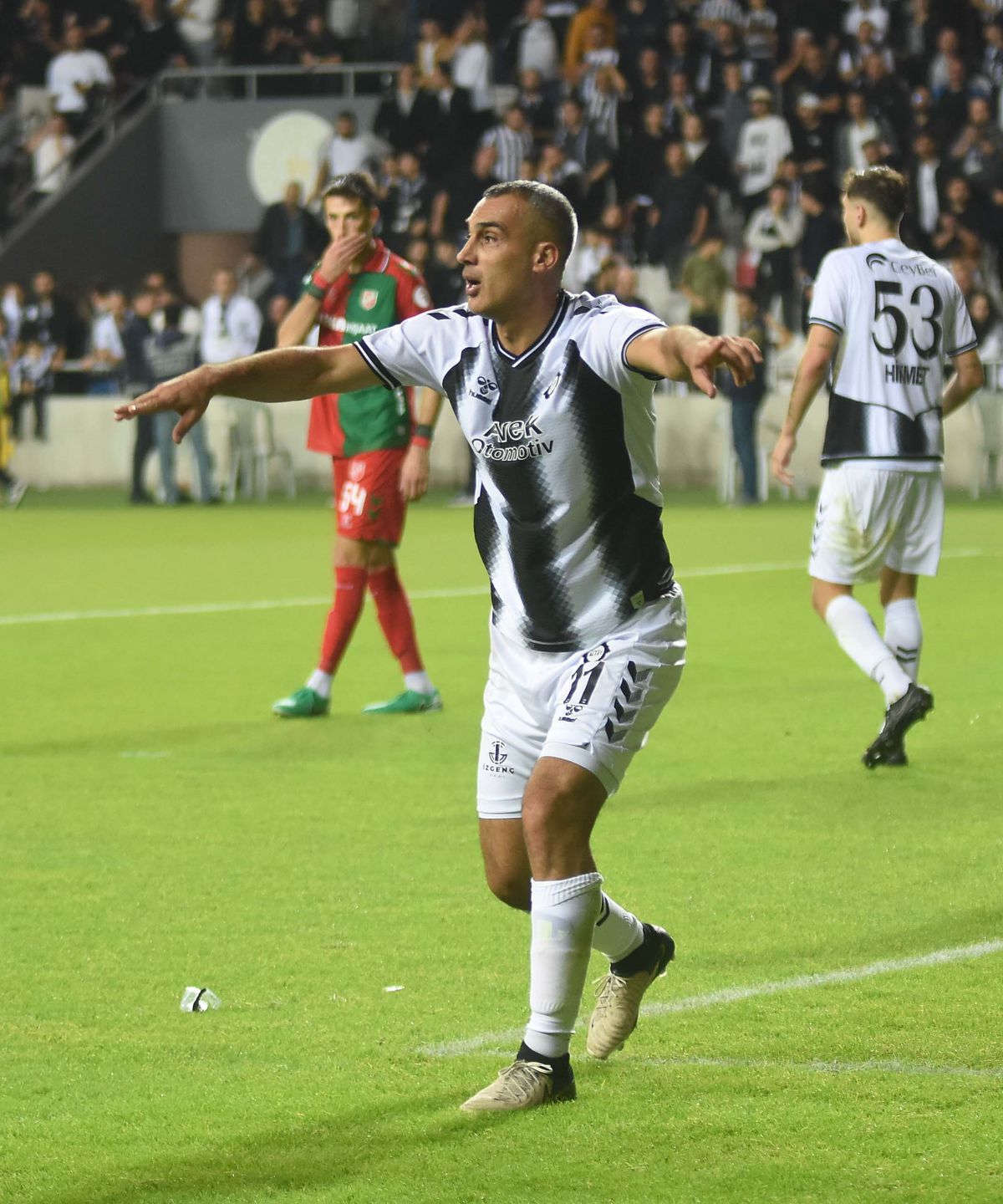 Murat Uluç\'un Futbol Geleceği Belirsiz