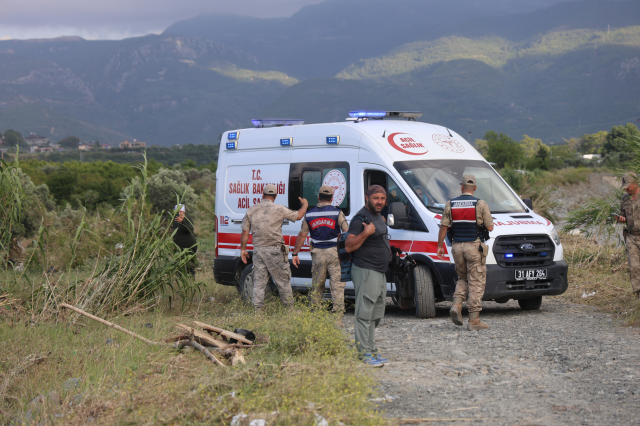 Hatay'daki sel felaketinde köprüden aracıyla nehre düşen Musa Paşa'nın cansız bedenine ulaşıldı