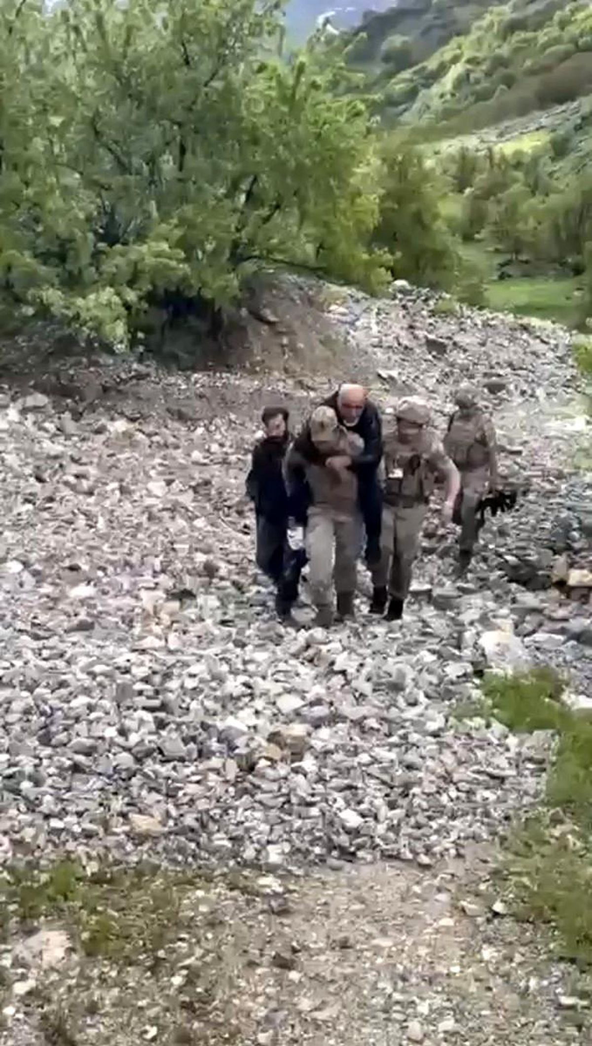 Tunceli\'de Burkulan Ayakla Jandarma Desteği