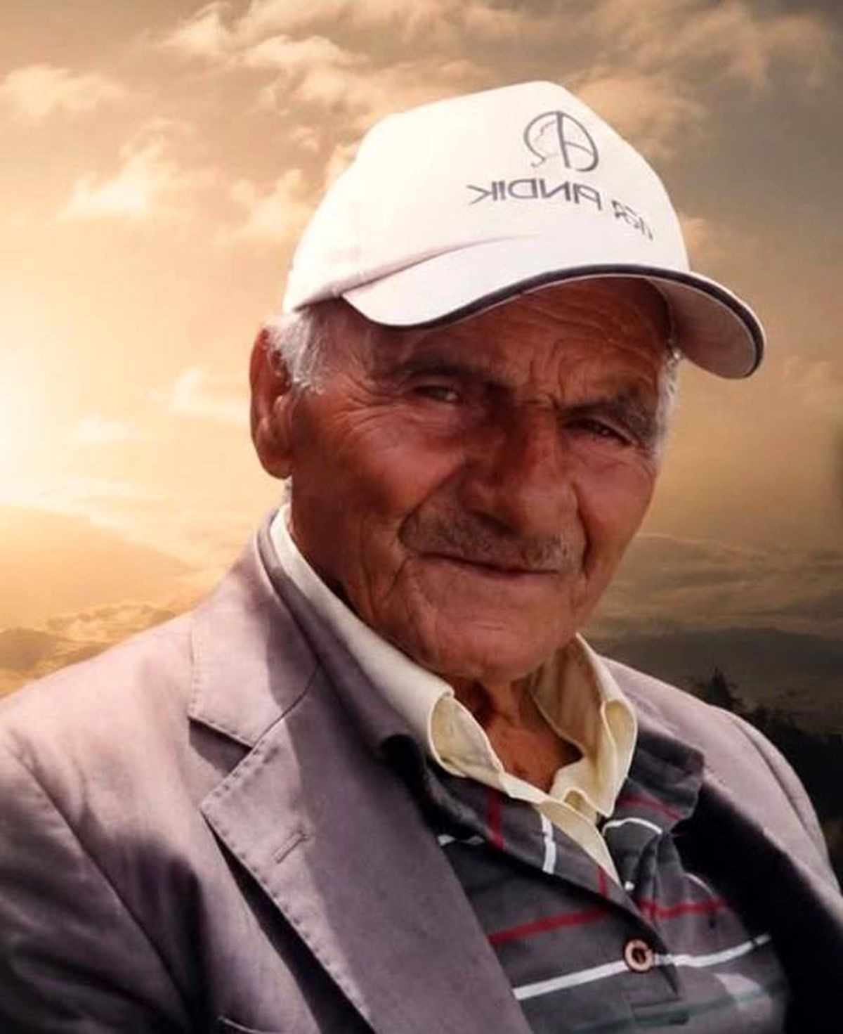 82 Yaşındaki Balıkçı Kalp Krizinden Hayatını Kaybetti